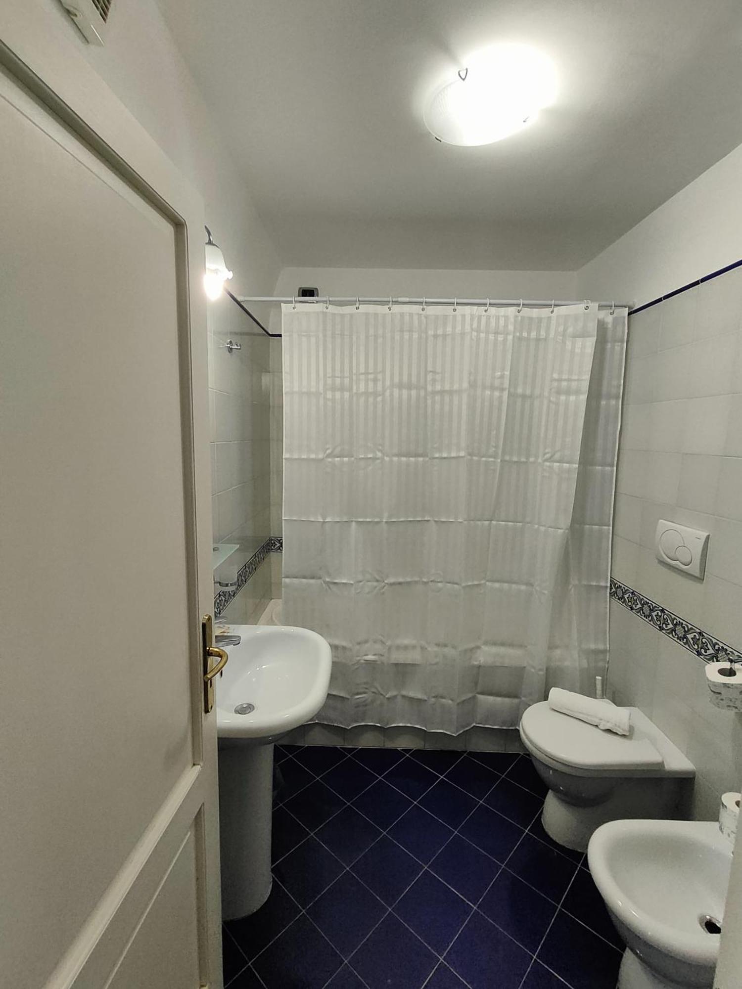 Androsa Apartments Амалфи Екстериор снимка